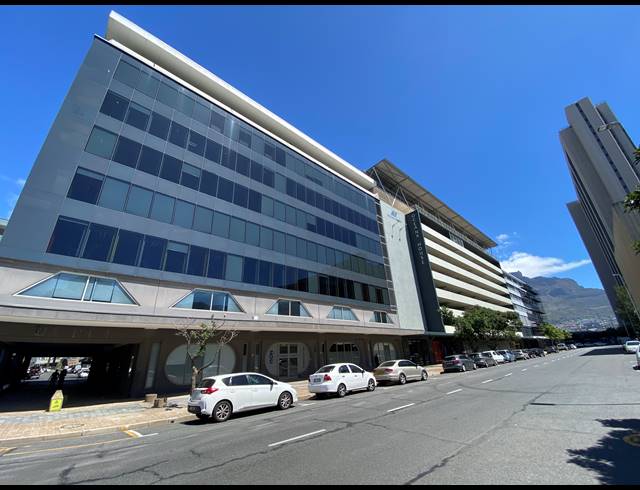 762M² OFFICE TO LET IN FORESHORE